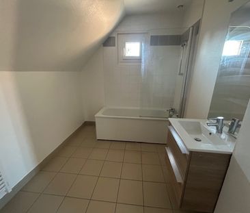 Location Maison 6 pièces 122m² GRAVELINES 59820 - Photo 5