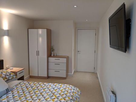 1 bedroom flat to rent - Photo 5
