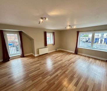 2 bedroom flat to rent - Photo 3