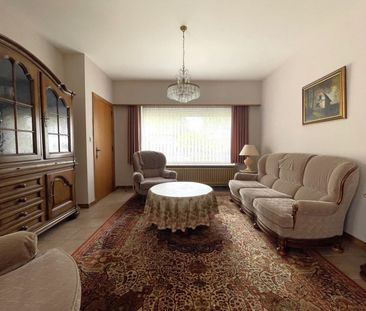 CENTRAAL GELEGEN WONING MET 2 SLPK EN ZUID-OOSTTUIN OP 415 M² - Foto 3