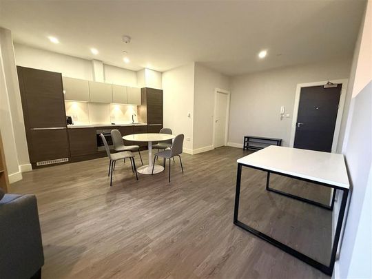 1 bedroom flat to rent - Photo 1