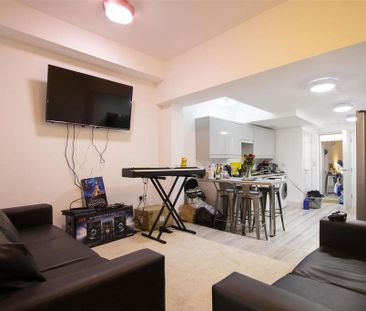 5 bedroom house to rent - Photo 4