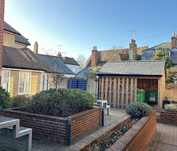 Studio to rent - Photo 6