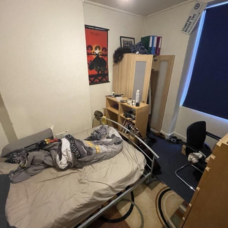 1 bedroom in a house share to rent - Photo 1