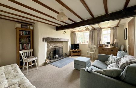 3 bedroom cottage to rent - Photo 2