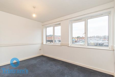 2 bed Apartment for Rent - Photo 2