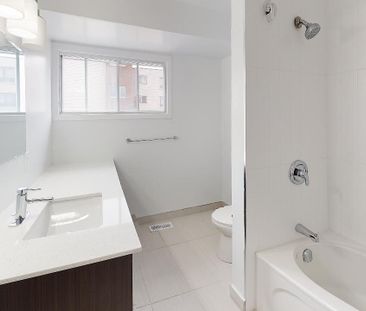 Ottawa West - Photo 3