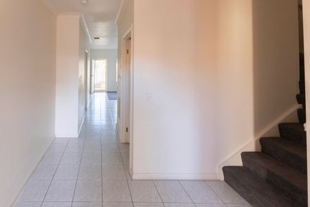 Impressively Proportioned Pascoe Vale Townhouse - Photo 2