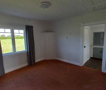 Cozy Cottage - Photo 4