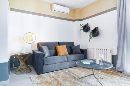 Carrer del Callao, Barcelona, Catalonia 08014 - Photo 2