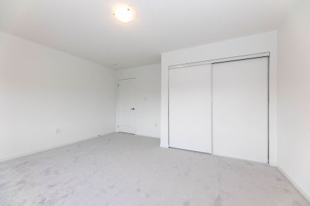 For Lease - 217 Monarch Avenue, Ajax, Ontario - Photo 2