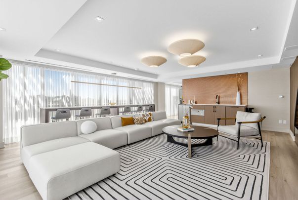 For Lease - 8 Manor Road Unit# 301, Toronto, Ontario - Photo 1