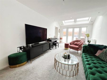 Chantry Road, Liverpool, Merseyside, L25 - Photo 2