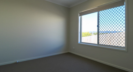38 Opossum Cct, Springfield Lakes QLD 4300 - House For Rent | Domain - Photo 2
