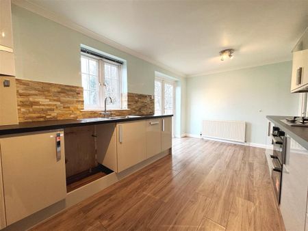 3 bedroom house to rent - Photo 3