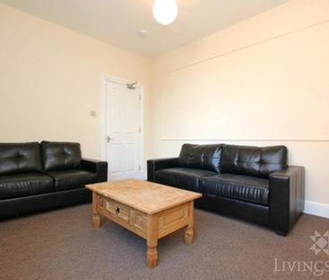 5 bedroom flat to rent - Photo 6