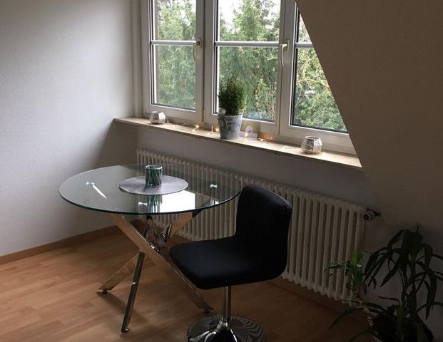 Nachmieter für helle 2 Zimmer Wohnung ab Januar 26 - Foto 1