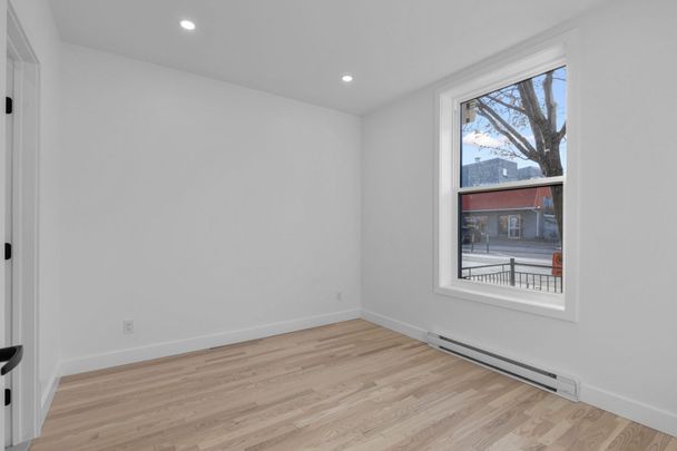 1417 Av. Bourbonnière, Montréal (Mercier, QC H1W - Photo 1