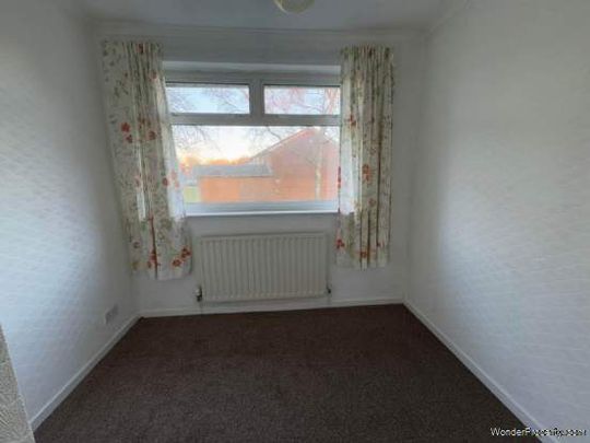 3 bedroom property to rent in Oldham - Photo 1