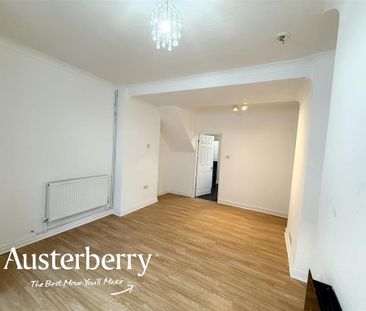 2 bedroom end of terrace house to rent - Photo 1