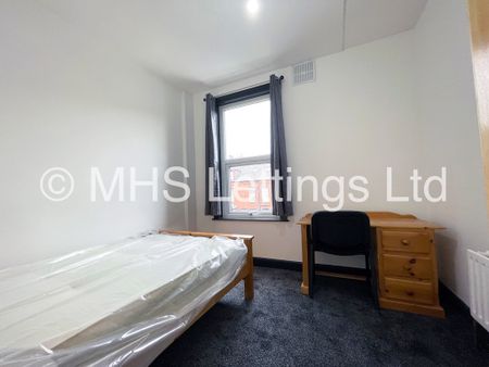 5 Bedroom Mid Terraced House for rent in Brudenell Street - Photo 4