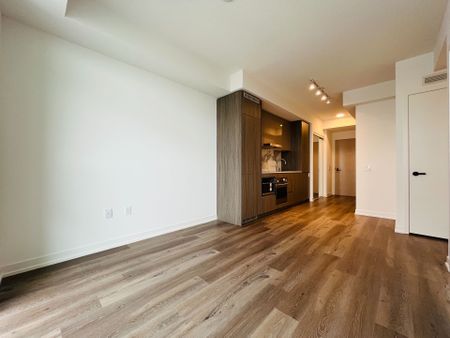 For Lease - 28 Interchange Way Unit# 4101, Vaughan, Ontario - Photo 3