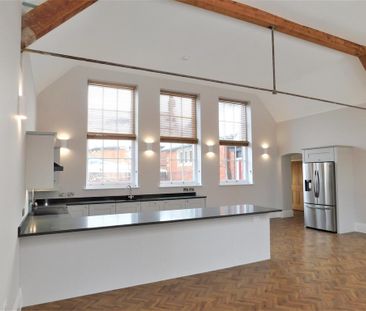 3 bedroom detached to let - Photo 4