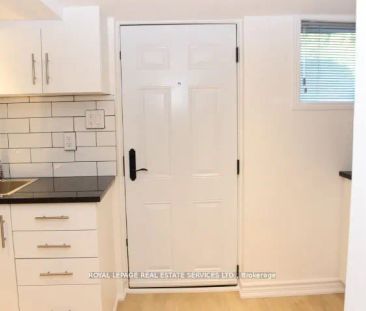 242 Keele Street #Lower - Photo 1