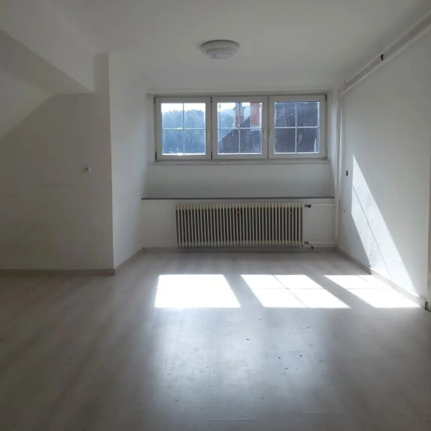 NEU - Große 3-Zimmer-Wohnung im Zentrum von Bruck/Mur zu mieten ! - Foto 1