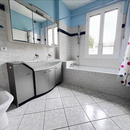 5 pièces - Meublé - 180 m² - RDC - Colocation non autorisée - Photo 4
