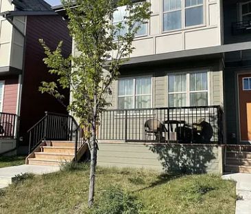 Beautiful 3 bedroom Duplex | 835 Walgrove Boulevard Southeast, Calgary - Photo 1