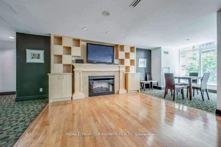 For Lease - 8 Scollard Street Unit# 1201, Toronto, Ontario - Photo 2