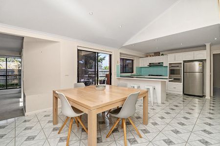 3 Trident Close, Keilor Downs VIC 3038 - Photo 4