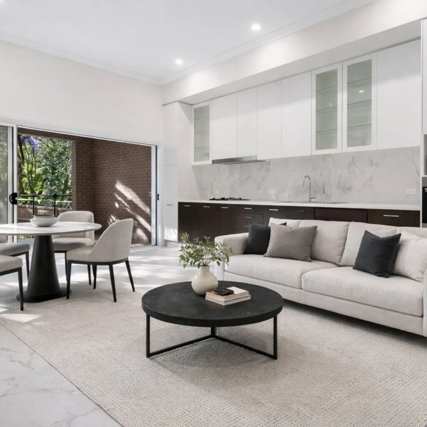 Contemporary 2-bedroom granny flat - Photo 1