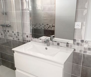 À louer à Bollène : appartement neuf avec AGENCE JURISTIMMO - Photo 4