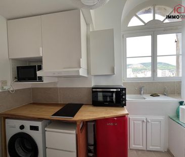 Location Appartement 2 pièces 53m² TOULON 83000 - Photo 5