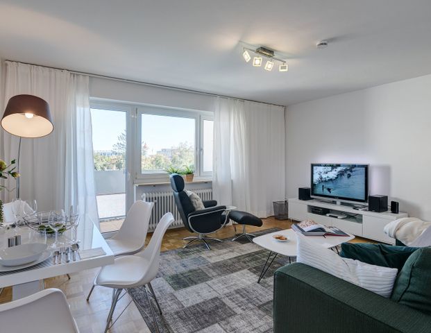 Bright furnished 2-room apartment in Moosach - Foto 1