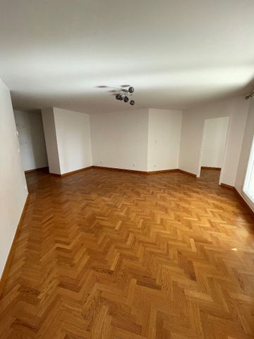 Location Appartement 4 pièces 95m² - Photo 3