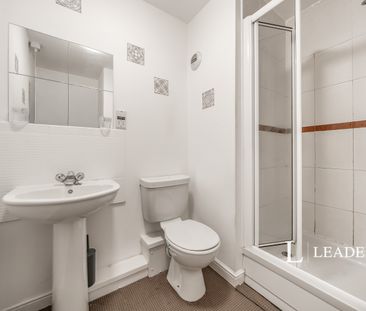 2 bedroom apartment to rent Redfield Croft, WN7 - Photo 1