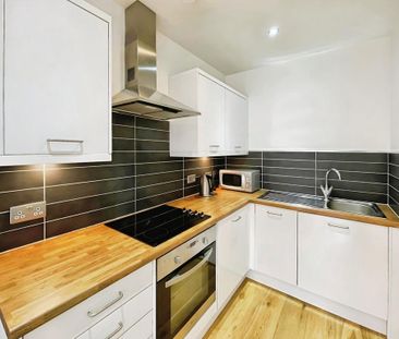 1 bedroom flat to rent - Photo 3