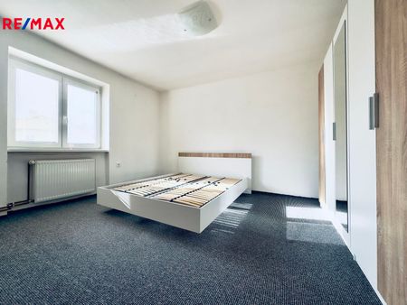 Pronájem bytu 2+1 v osobním vlastnictví 59 m², Staňkovice - Fotografie 2