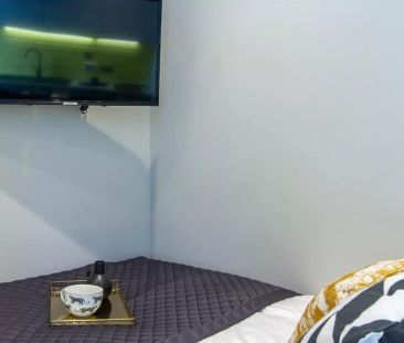 Bronze Studio - Photo 4