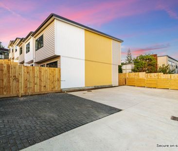 Pakuranga Heights - 2 Bedrooms with 1.5 Bathrooms - Photo 4