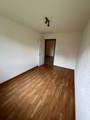 Spacieux 4.5 pièces à louer dans un cadre paisible et verdoyant à Villaraboud - Photo 2