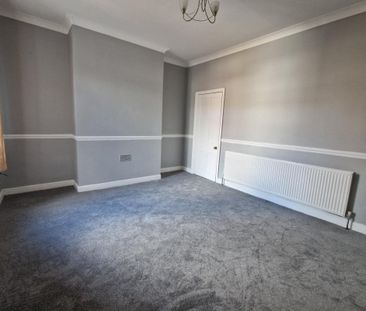 Glebe Street - Photo 2