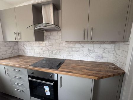 1 bedroom end of terrace house to rent - Photo 3