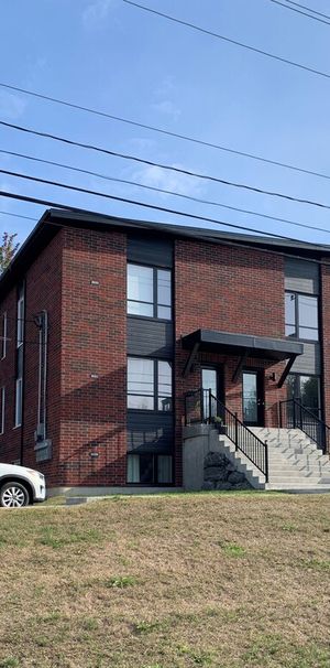 Magnifique 4½ Nord De Sherbrooke - Photo 1