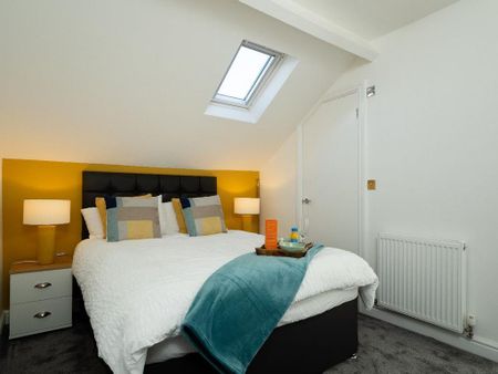 1 bedroom in a house share to rent - Photo 3