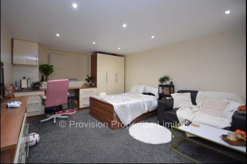 1 Bedroom Flats for Rent - Photo 1