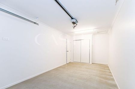 Modern One Bedroom Duplex - Photo 4
